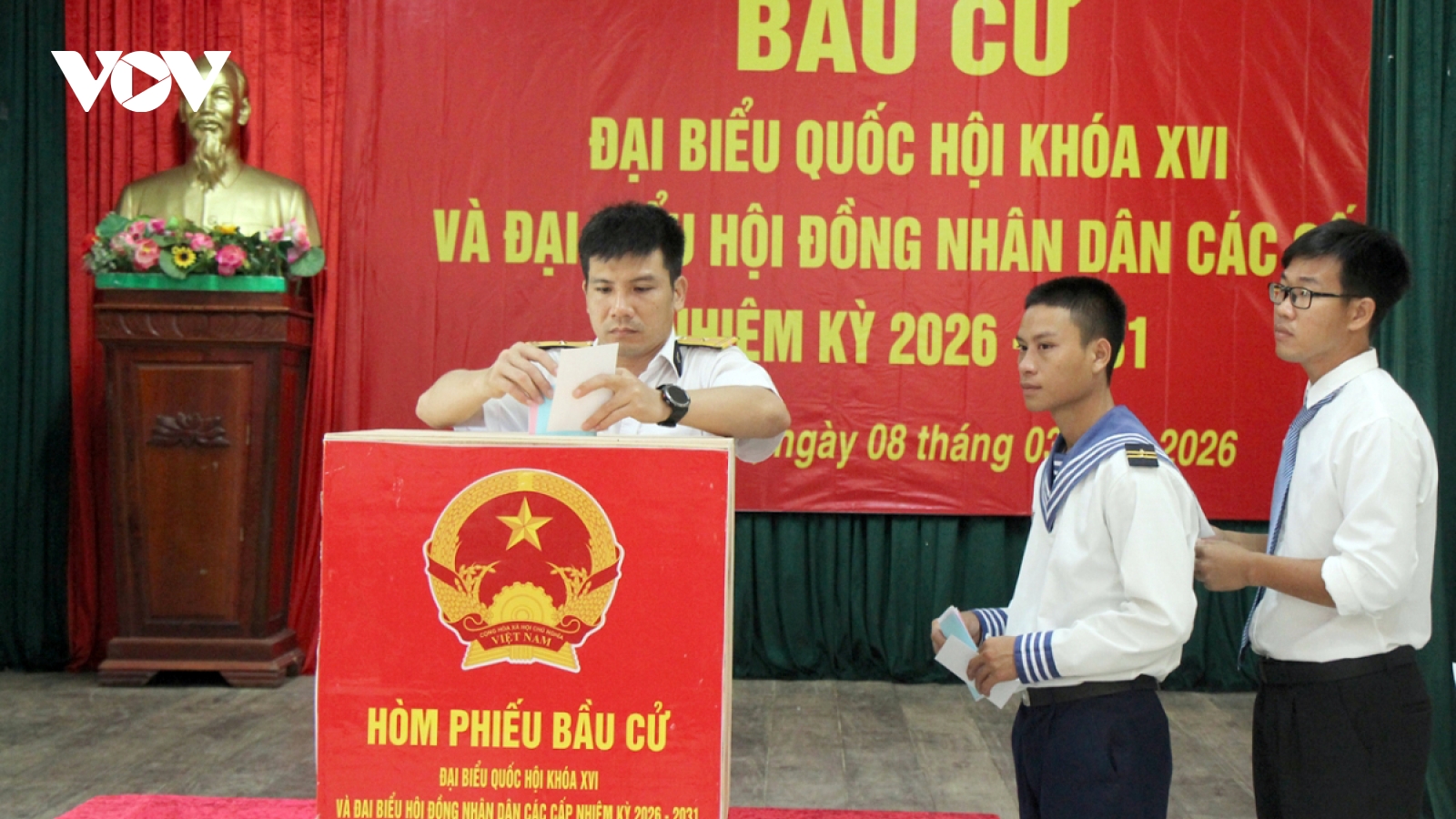 Early elections held on 20 islands in Truong Sa special administrative zone